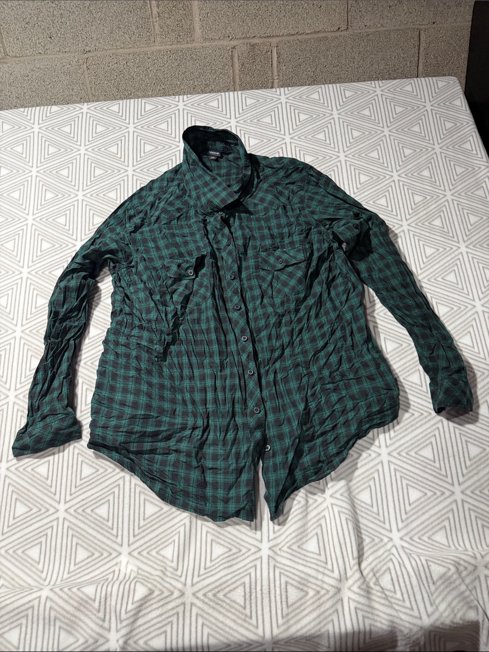 torrid Green and‎ Black Plaid Long Sleeve Button-Up